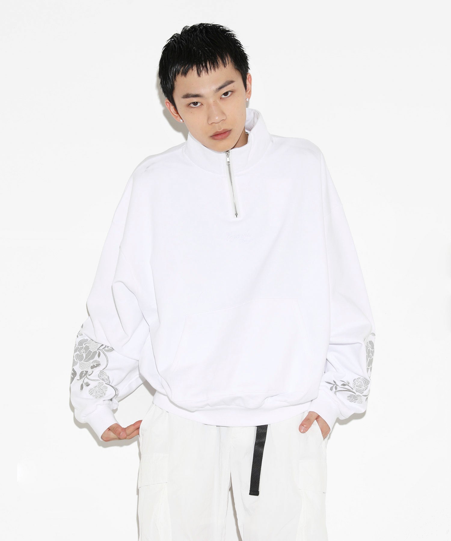 Monochrome Rose Half-Zip Sweatshirt [LEC1117] – CENO.JP