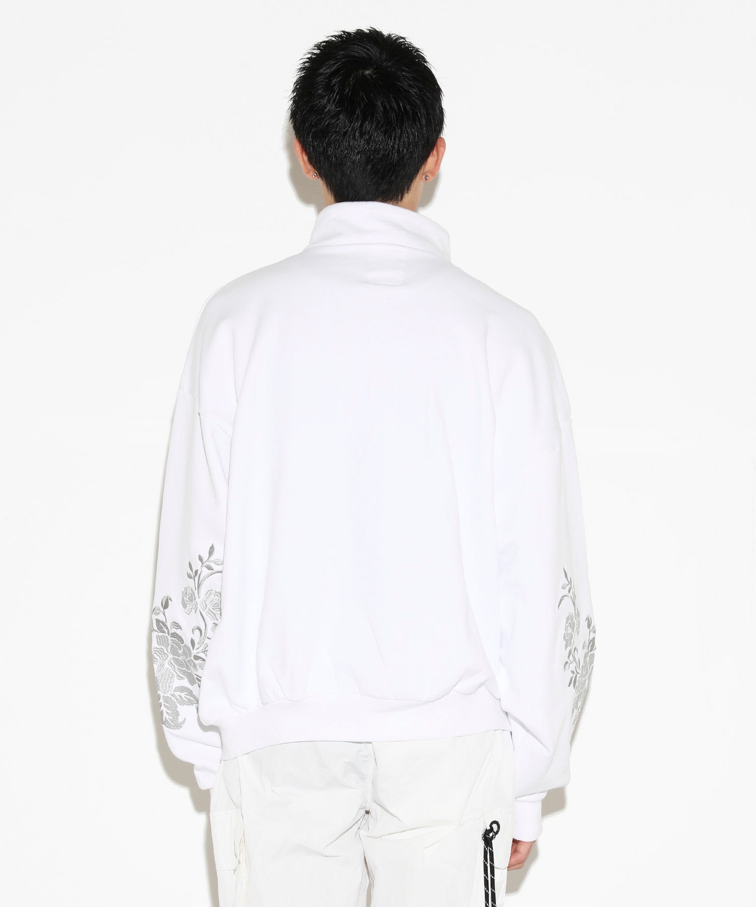 Monochrome Rose Half-Zip Sweatshirt [LEC1117] – CENO.JP